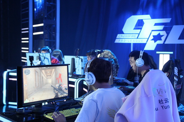 姆的较量总 姆的较量总